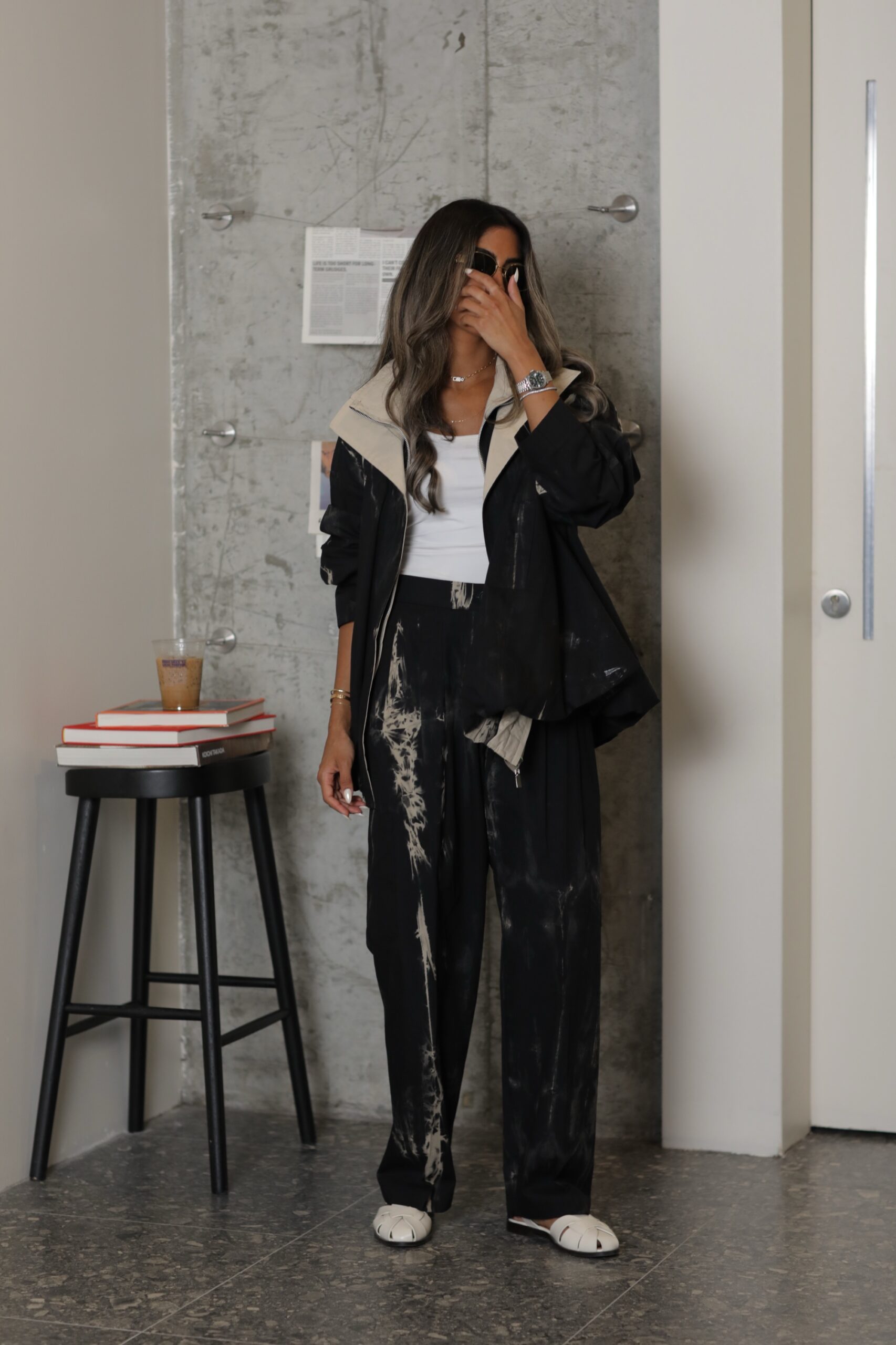 Black Set - Image 4
